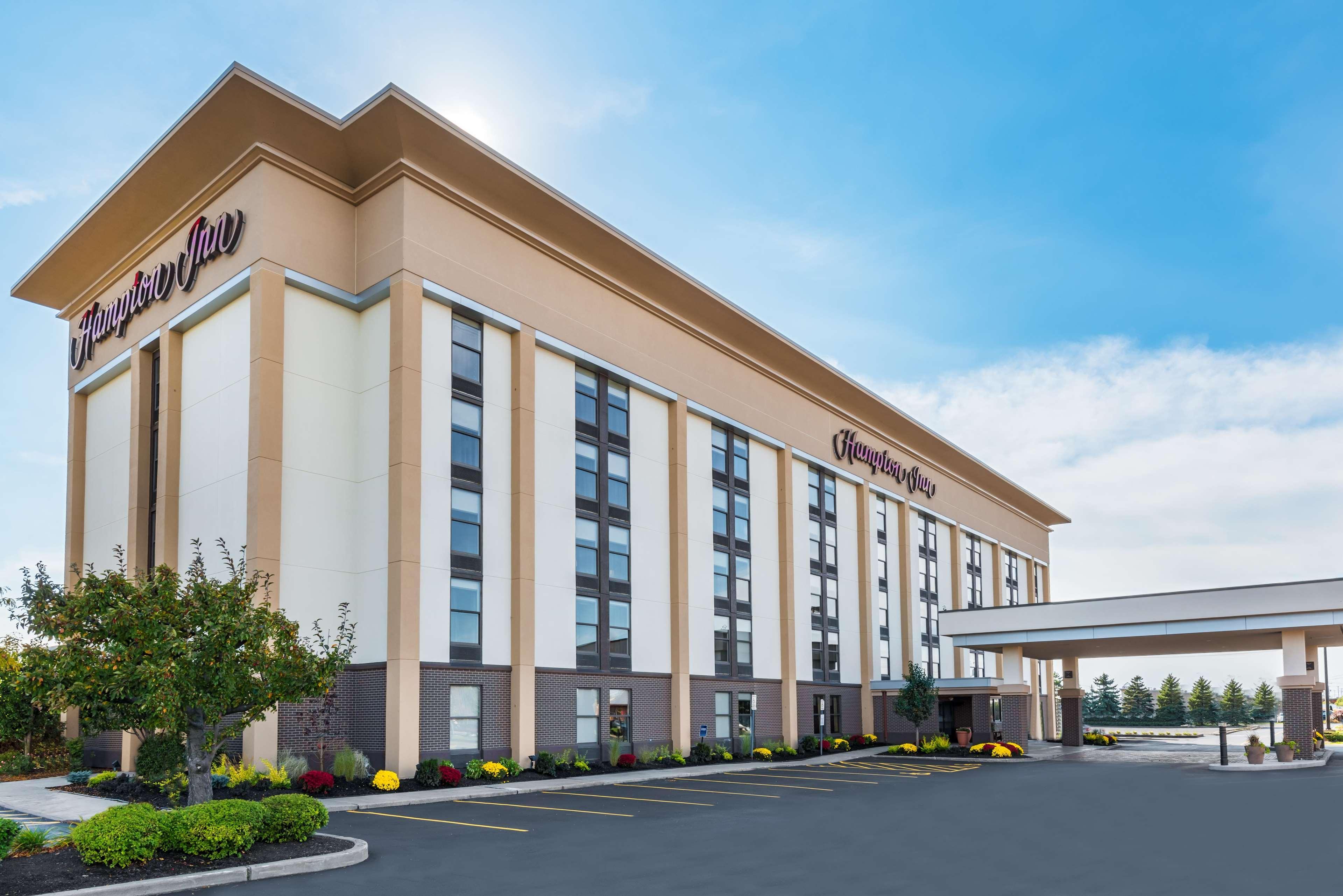 Hampton Inn Buffalo-Airport Galleria Mall Чіктоваґа Екстер'єр фото