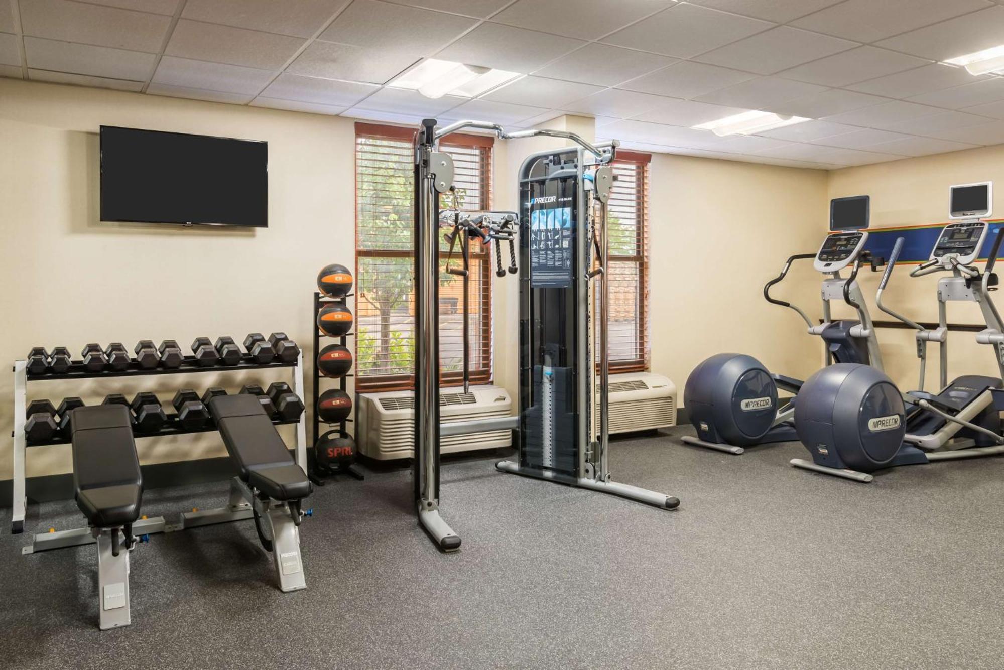 Hampton Inn Buffalo-Airport Galleria Mall Чіктоваґа Екстер'єр фото