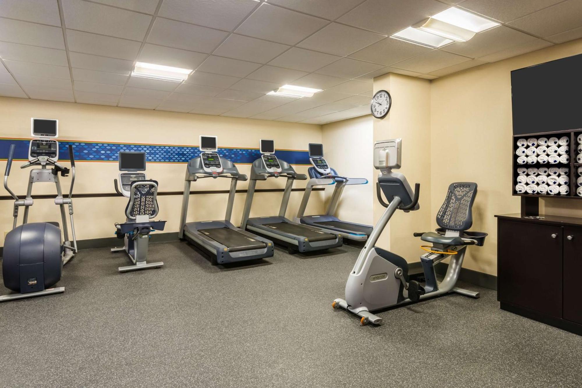Hampton Inn Buffalo-Airport Galleria Mall Чіктоваґа Екстер'єр фото