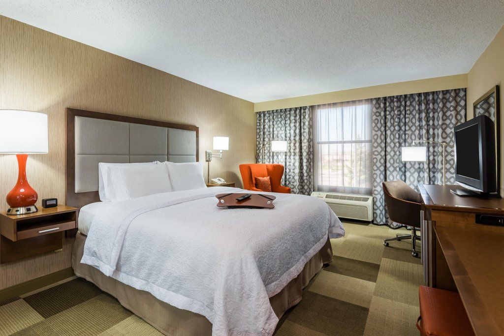 Hampton Inn Buffalo-Airport Galleria Mall Чіктоваґа Екстер'єр фото
